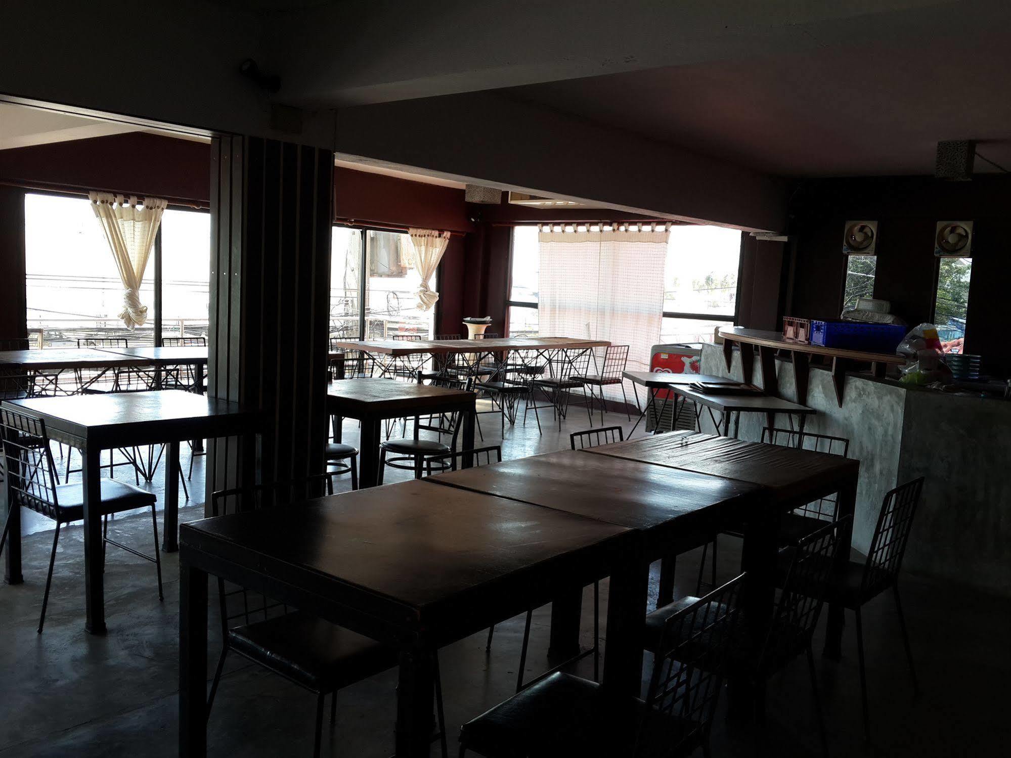 Coffee Island Hotel Nathon Exterior photo
