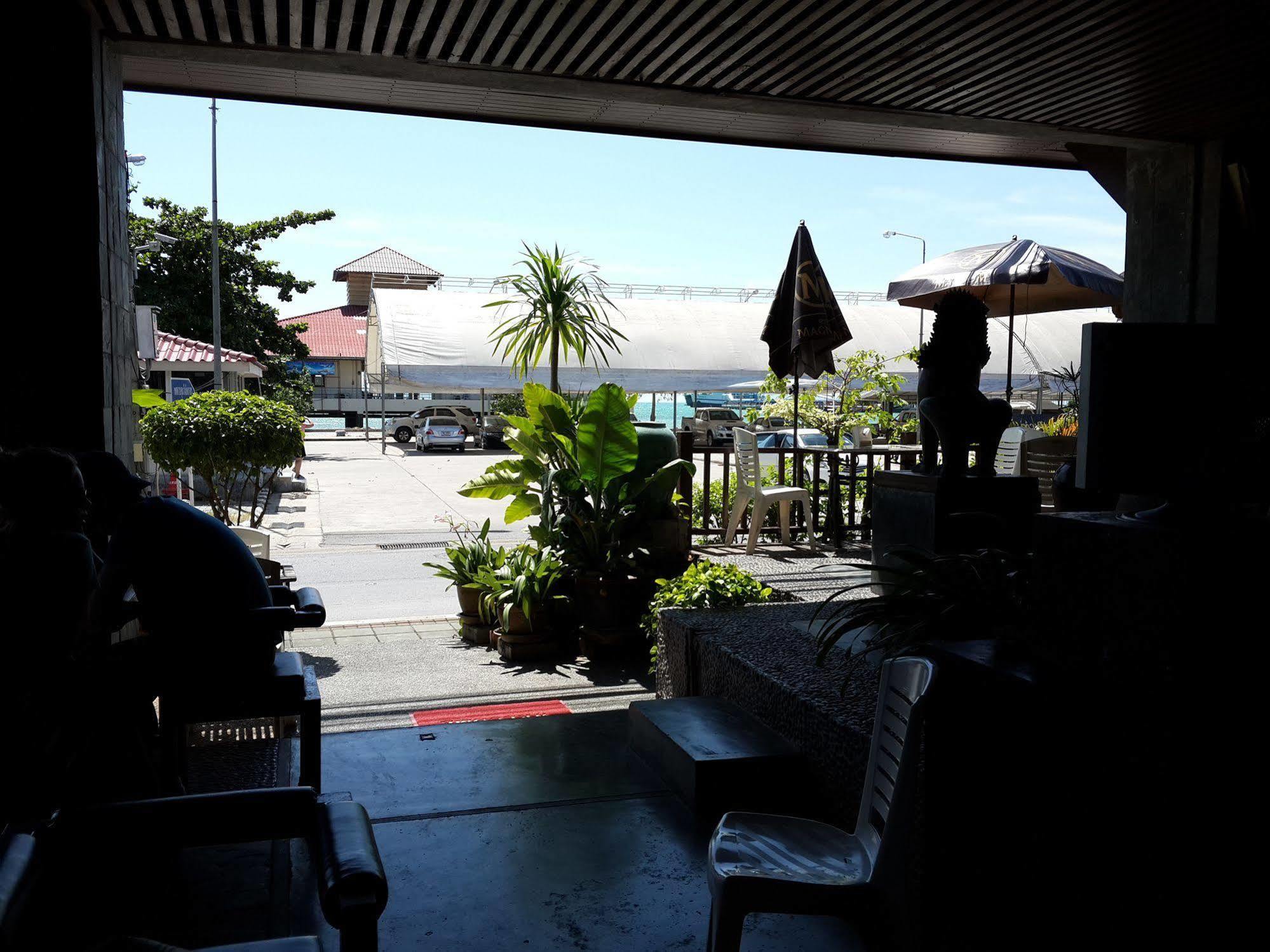 Coffee Island Hotel Nathon Exterior photo